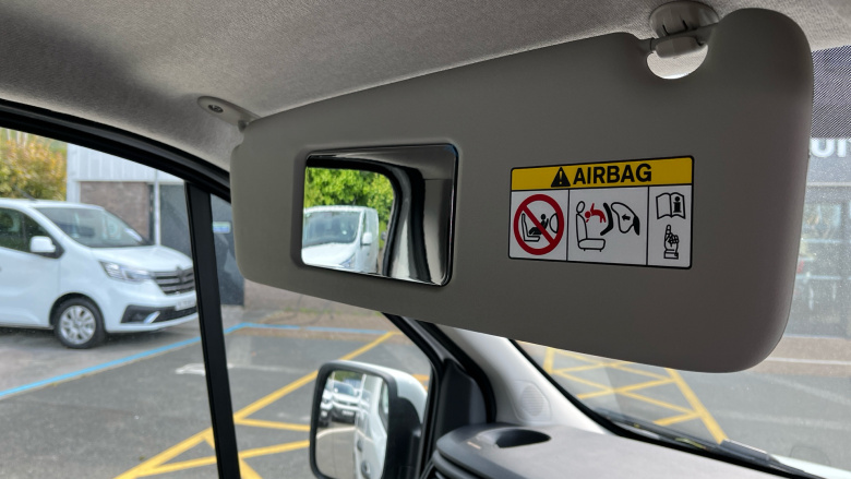 Renault Trafic Swb Diesel SL30 Blue dCi 130 Advance [Safety] Van